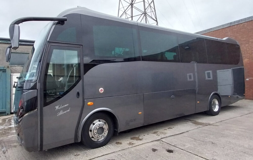 26 seater coach