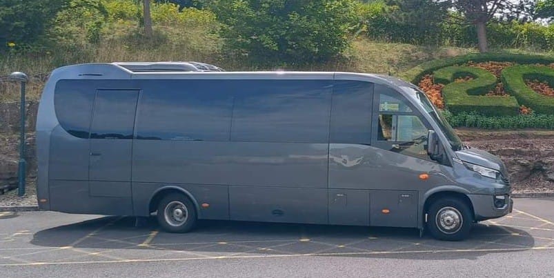 TUTT - Iveeco 12 Seater